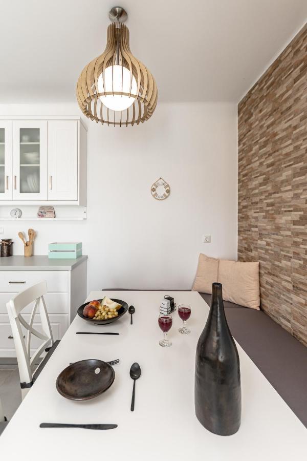 Dionysus House And Ariadne Apartment Stelida  Exterior photo